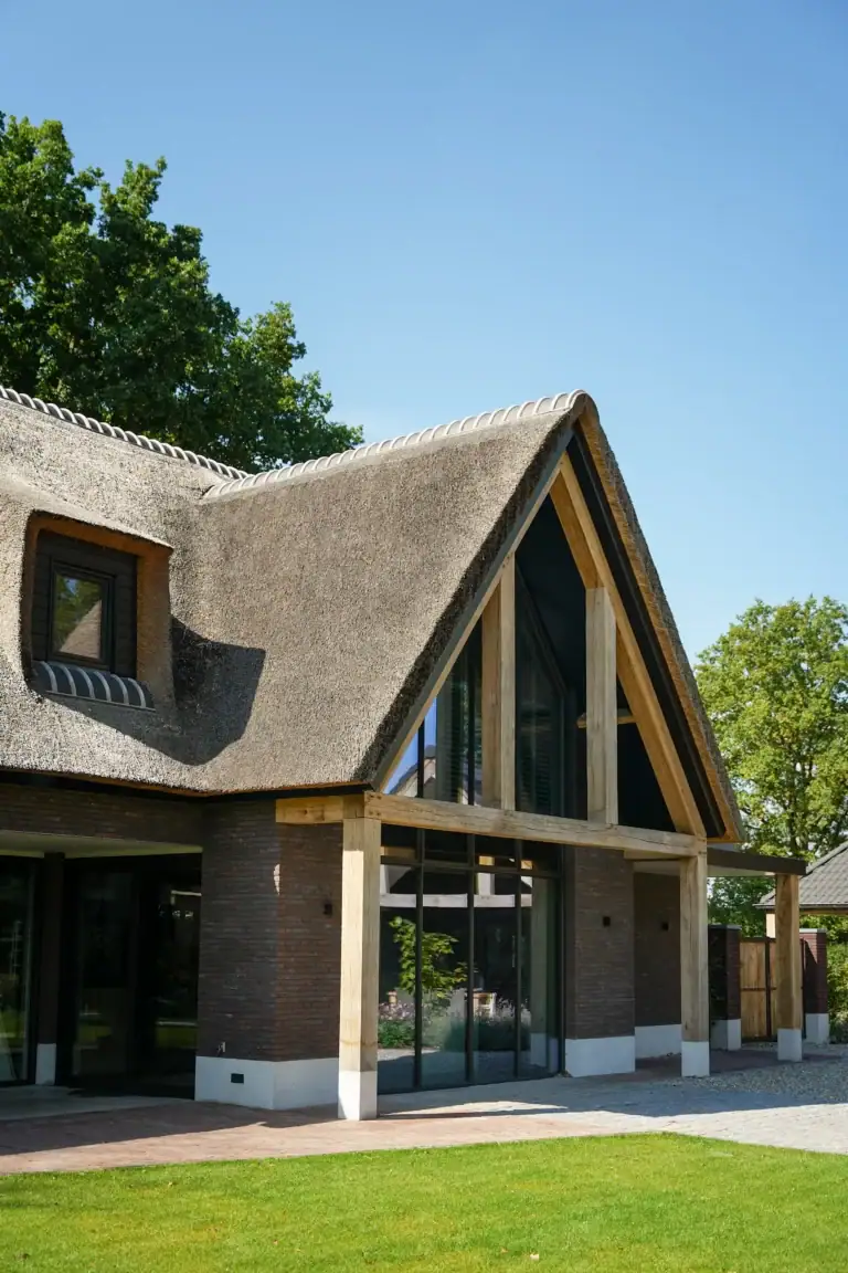 Detail eikenhouten spant, Landhuis Venhorst