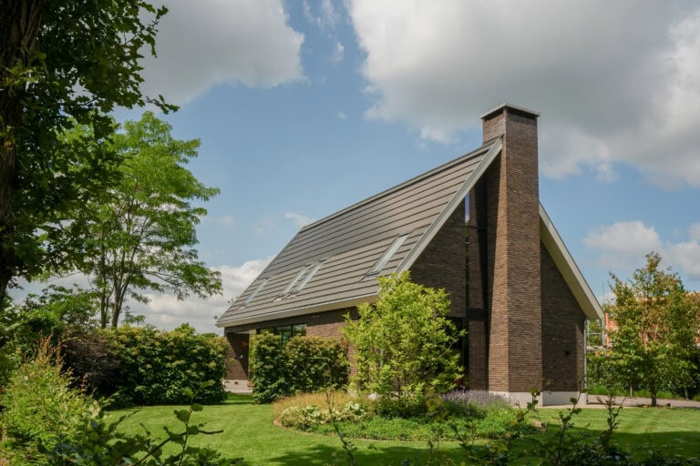 Vrijstaande woning Venhorst met zadeldak en geïntegreerde zonnepanelen
